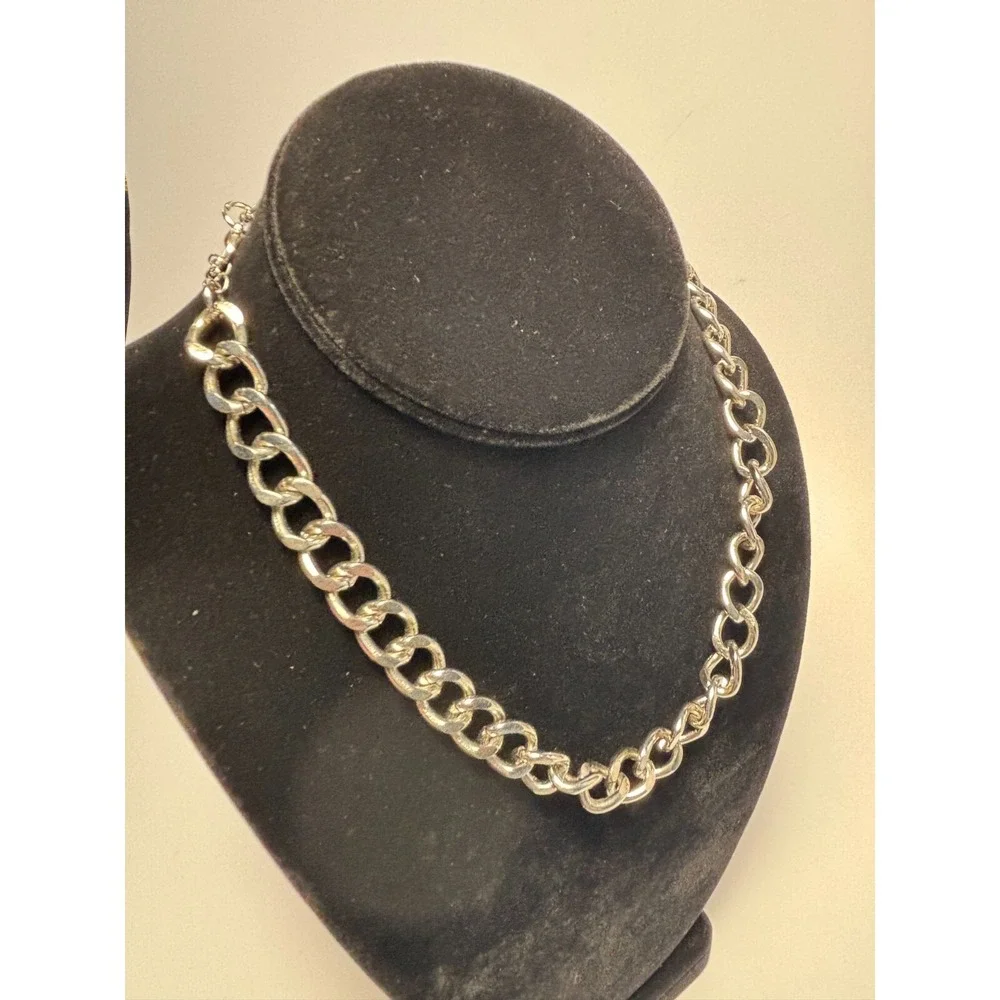 Chain Necklace Silver Tone Dramatic And‎ Bold Retro Chunky Unisex